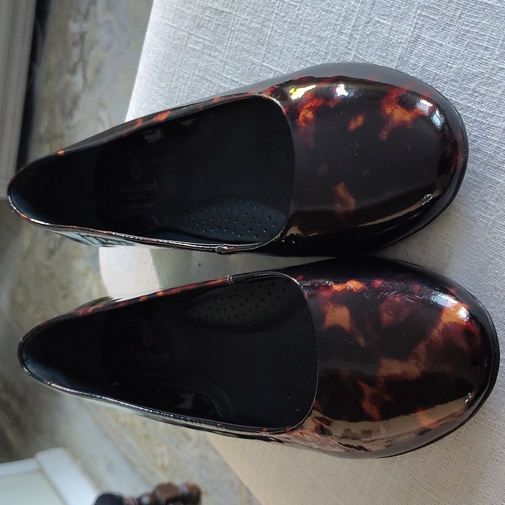 Marc Joseph Elegant Brown Women's Shoes - Picture 2 of 9